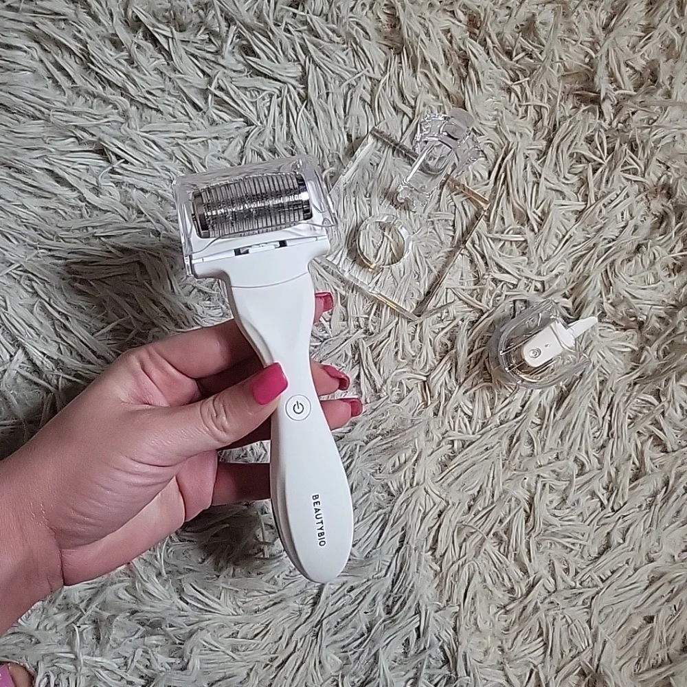 Beautybio microneedling tool